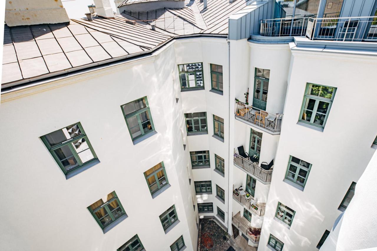 Constantine Apartments รีกา ภายนอก รูปภาพ